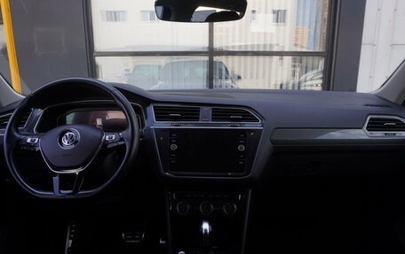 Volkswagen Tiguan II, 2020 год, 2 763 000 рублей, 13 фотография