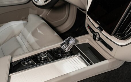 Volvo XC60 II, 2026 год, 9 900 000 рублей, 20 фотография