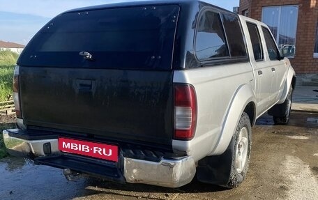 Nissan NP300, 2012 год, 1 000 000 рублей, 2 фотография