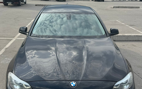 BMW 5 серия, 2013 год, 1 550 000 рублей, 2 фотография