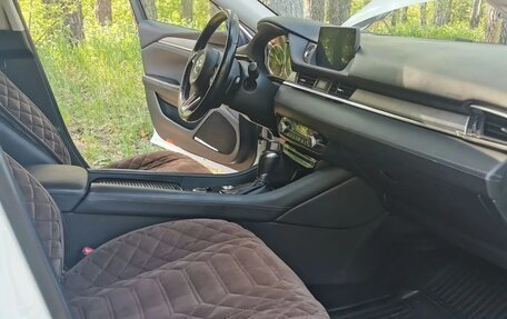 Mazda 6, 2019 год, 2 600 000 рублей, 7 фотография
