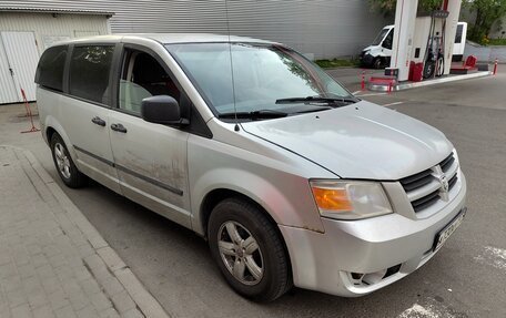Dodge Caravan V, 2007 год, 600 000 рублей, 2 фотография