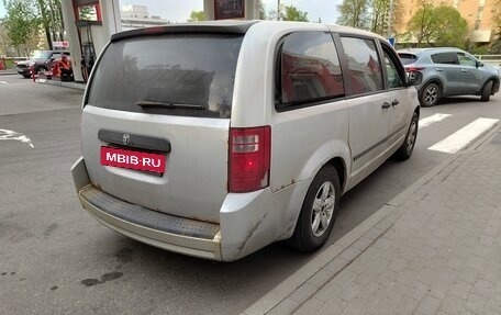 Dodge Caravan V, 2007 год, 600 000 рублей, 3 фотография