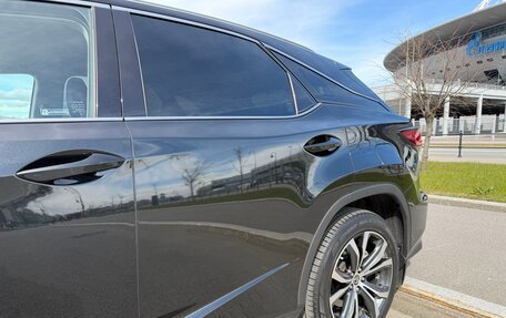 Lexus RX IV рестайлинг, 2021 год, 5 600 000 рублей, 5 фотография