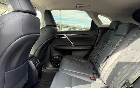 Lexus RX IV рестайлинг, 2021 год, 5 600 000 рублей, 15 фотография