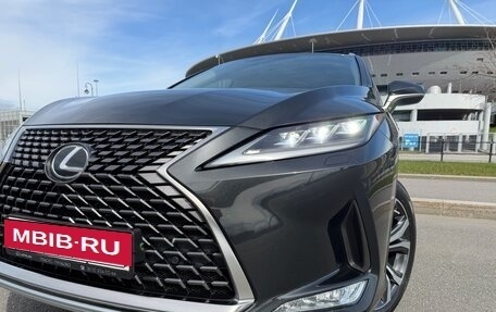 Lexus RX IV рестайлинг, 2021 год, 5 600 000 рублей, 2 фотография