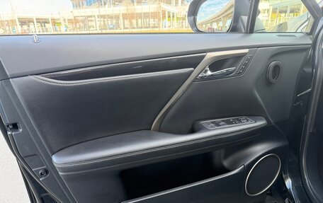 Lexus RX IV рестайлинг, 2021 год, 5 600 000 рублей, 39 фотография