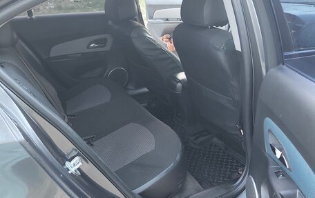 Chevrolet Cruze II, 2011 год, 530 000 рублей, 8 фотография