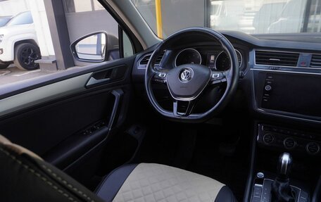 Volkswagen Tiguan II, 2020 год, 2 513 000 рублей, 10 фотография