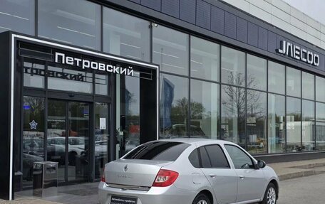 Renault Symbol, 2010 год, 350 000 рублей, 6 фотография