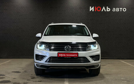 Volkswagen Touareg III, 2015 год, 2 600 000 рублей, 2 фотография
