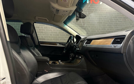 Volkswagen Touareg III, 2015 год, 2 600 000 рублей, 10 фотография