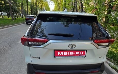 Toyota RAV4, 2022 год, 3 600 000 рублей, 1 фотография