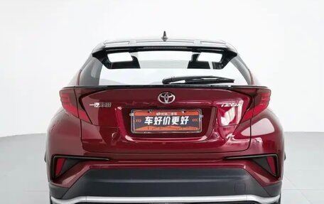 Toyota C-HR I рестайлинг, 2023 год, 2 050 000 рублей, 2 фотография