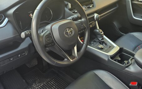 Toyota RAV4, 2022 год, 3 600 000 рублей, 3 фотография