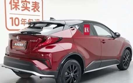 Toyota C-HR I рестайлинг, 2023 год, 2 050 000 рублей, 3 фотография