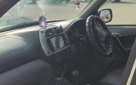 Toyota RAV4, 2002 год, 600 000 рублей, 6 фотография