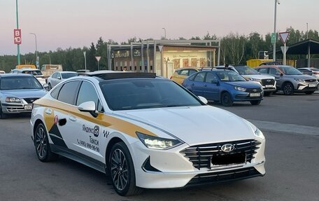 Hyundai Sonata VIII, 2022 год, 2 500 000 рублей, 2 фотография