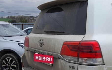Toyota Land Cruiser 200, 2019 год, 8 650 000 рублей, 5 фотография