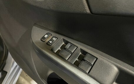 Toyota Ractis II, 2013 год, 800 000 рублей, 31 фотография