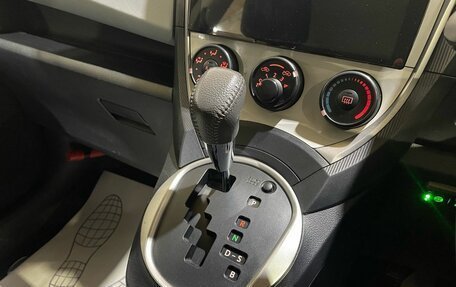 Toyota Ractis II, 2013 год, 800 000 рублей, 28 фотография
