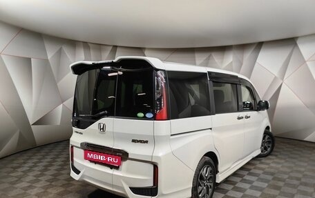 Honda Stepwgn IV, 2016 год, 1 959 000 рублей, 2 фотография