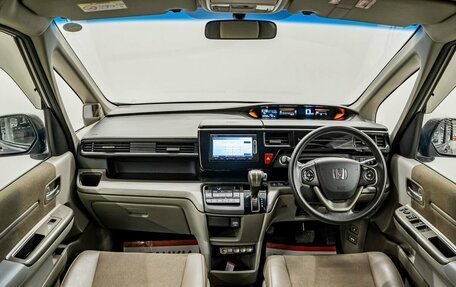 Honda Stepwgn IV, 2015 год, 1 547 000 рублей, 8 фотография
