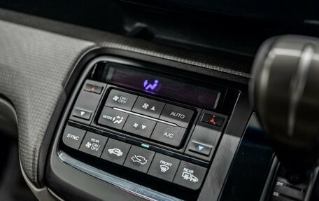 Honda Stepwgn IV, 2015 год, 1 547 000 рублей, 13 фотография