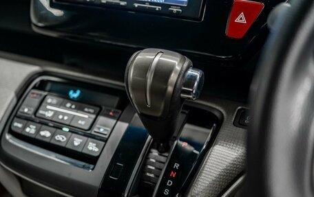 Honda Stepwgn IV, 2015 год, 1 547 000 рублей, 14 фотография