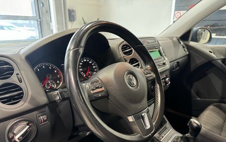 Volkswagen Tiguan I, 2011 год, 1 090 000 рублей, 13 фотография