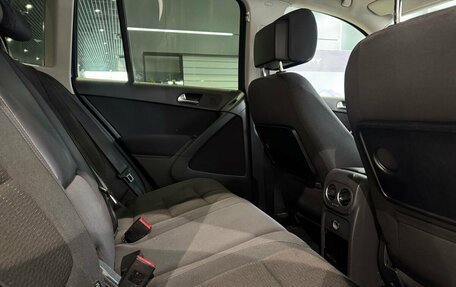 Volkswagen Tiguan I, 2011 год, 1 090 000 рублей, 11 фотография