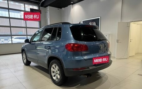 Volkswagen Tiguan I, 2011 год, 1 090 000 рублей, 6 фотография
