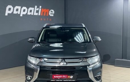 Mitsubishi Outlander III рестайлинг 3, 2017 год, 2 250 000 рублей, 2 фотография