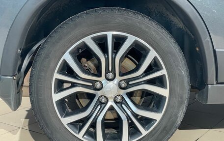 Mitsubishi Outlander III рестайлинг 3, 2017 год, 2 250 000 рублей, 15 фотография