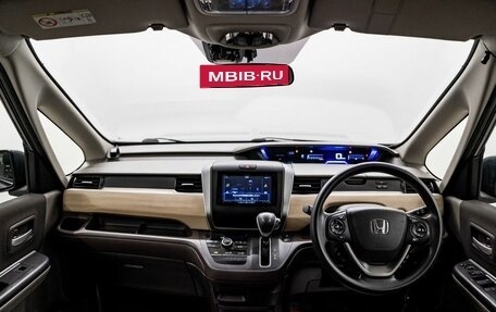 Honda Freed II, 2018 год, 1 397 000 рублей, 8 фотография