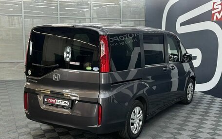 Honda Stepwgn IV, 2018 год, 2 189 900 рублей, 6 фотография