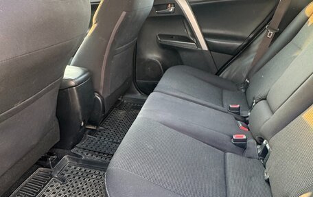 Toyota RAV4, 2017 год, 2 600 000 рублей, 6 фотография