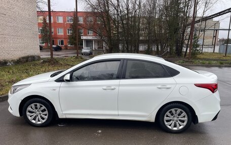 Hyundai Solaris II рестайлинг, 2017 год, 1 100 000 рублей, 12 фотография