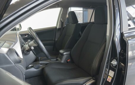 Toyota RAV4, 2013 год, 1 690 000 рублей, 13 фотография