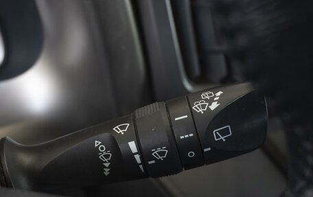 Toyota RAV4, 2013 год, 1 690 000 рублей, 21 фотография