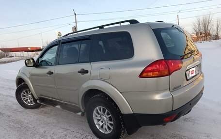 Mitsubishi Pajero Sport II рестайлинг, 2010 год, 1 100 000 рублей, 3 фотография