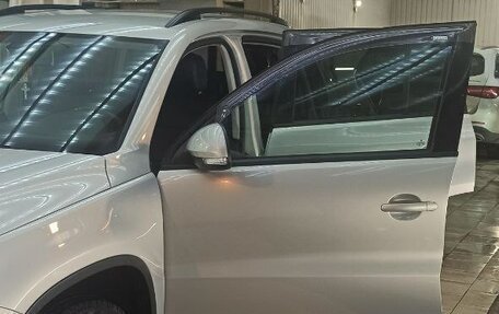 Volkswagen Tiguan I, 2016 год, 2 600 000 рублей, 6 фотография