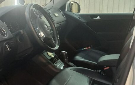 Volkswagen Tiguan I, 2016 год, 2 600 000 рублей, 3 фотография