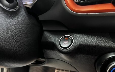 KIA Stonic, 2018 год, 1 695 000 рублей, 19 фотография