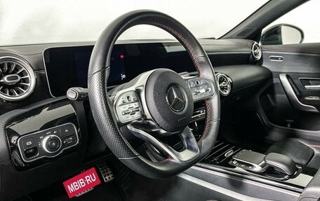 Mercedes-Benz CLA, 2020 год, 3 197 000 рублей, 13 фотография