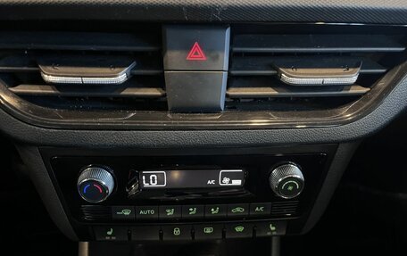 Skoda Rapid II, 2021 год, 1 720 000 рублей, 15 фотография