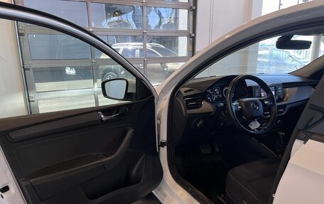 Skoda Rapid II, 2021 год, 1 720 000 рублей, 21 фотография
