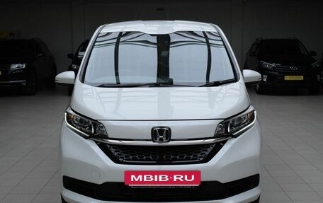 Honda Freed II, 2021 год, 1 770 000 рублей, 2 фотография