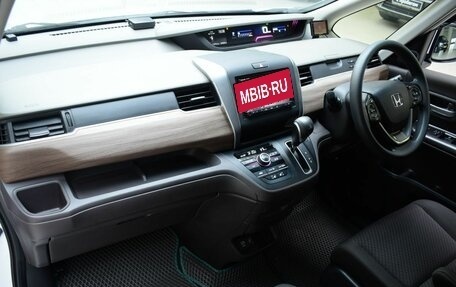Honda Freed II, 2021 год, 1 770 000 рублей, 18 фотография