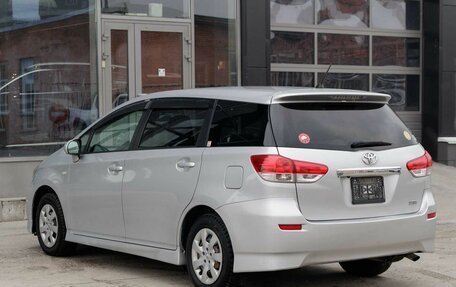 Toyota Wish II, 2011 год, 1 355 000 рублей, 7 фотография
